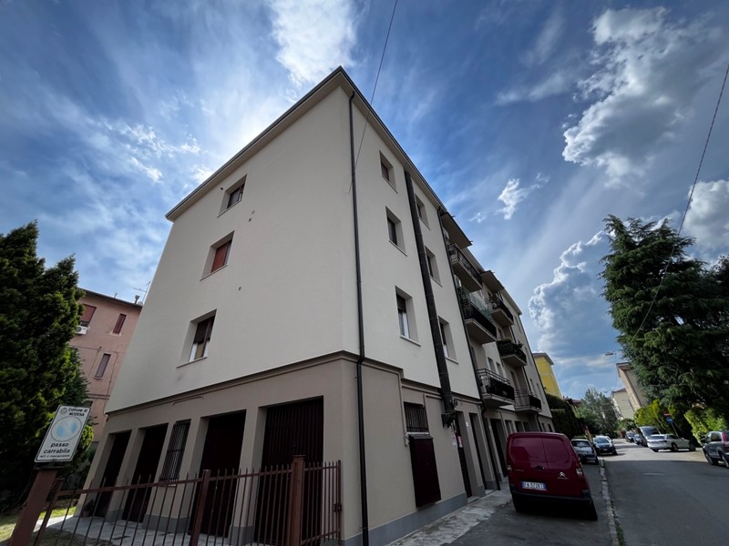Trilocale in Vendita a Modena, 170'000€, 101 m²