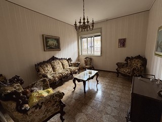 Quadrilocale in Vendita a Catania, zona Fasano - Rasula Alta, 100'000&euro;, 100 m²