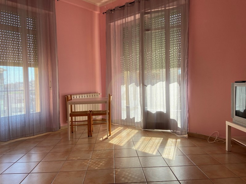 Trilocale in Vendita a Acireale, zona Centro, 136'000€, 90 m², con Box