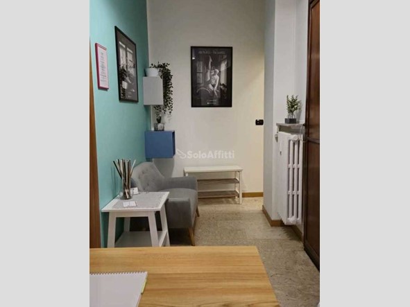 Ufficio in Affitto a Torino, zona Pozzo Strada, 600€, 65 m²