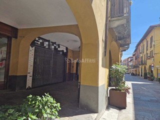 Capannone in Affitto a Ciriè, zona Centro Storico, 1'200€, 55 m²