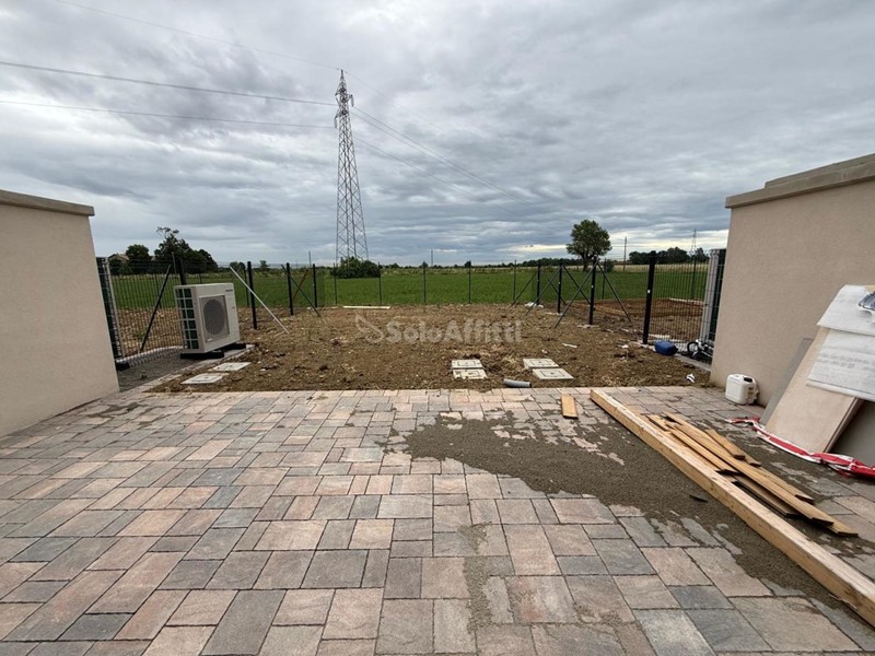Bilocale in Affitto a Modena, 1'050€, 75 m²