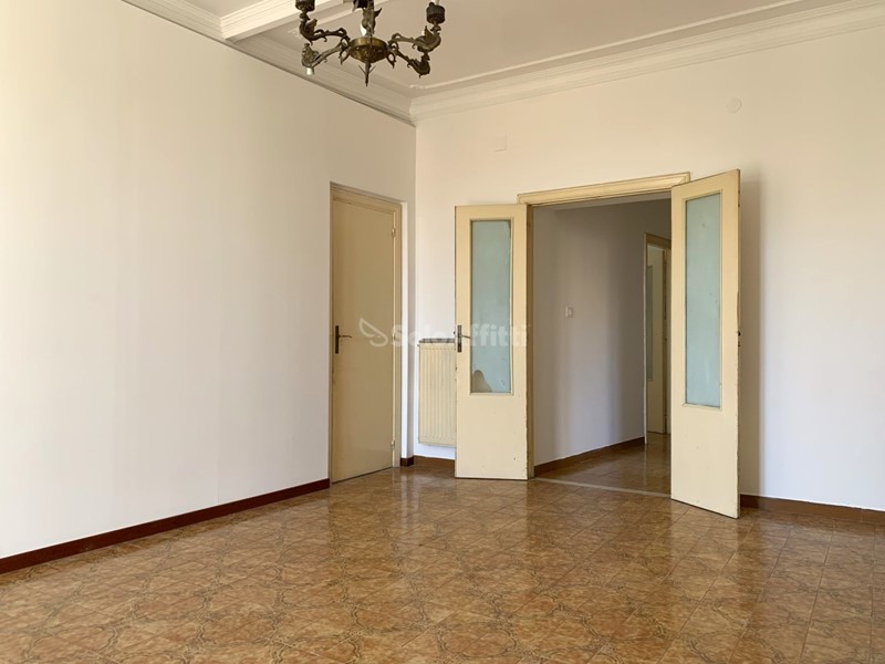 Trilocale in Affitto a Catanzaro, zona Centro storico, 450&euro;, 100 m²
