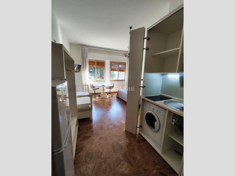 Monolocale in Affitto a Reggio Calabria, zona UniversitÃ, 420€, 25 m², arredato