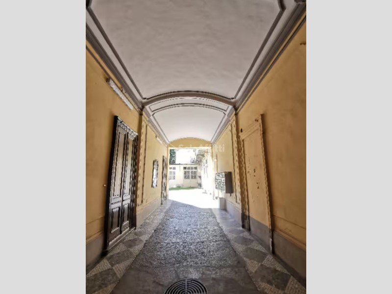 Bilocale in Affitto a Torino, zona Vanchiglia, 900€, 50 m², arredato