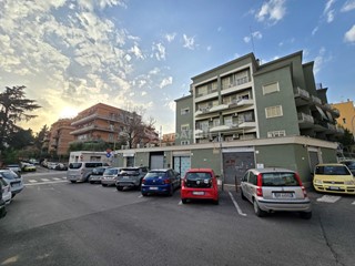 Capannone in Affitto a Roma, zona Montesacro-Talenti, 650€, 37 m²