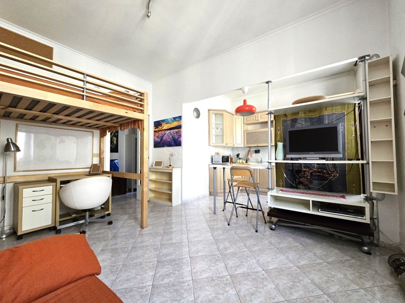 Monolocale in Affitto a Roma, zona Torpignattara, 650€, 38 m², arredato