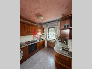 Casa Indipendente in Vendita a Lonigo, 160'000&euro;, 198 m², con Box