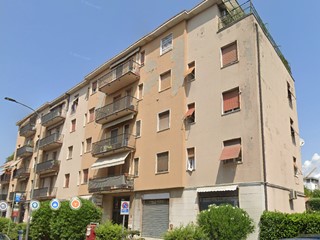 Trilocale in Vendita a Brescia, 215'000€, 121 m², con Box