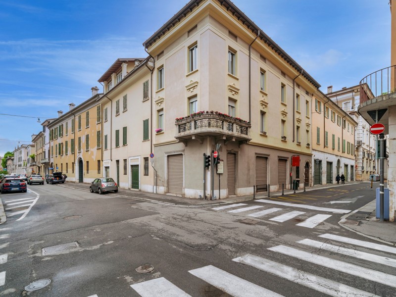 Bilocale in Vendita a Brescia, 190'000€, 60 m²