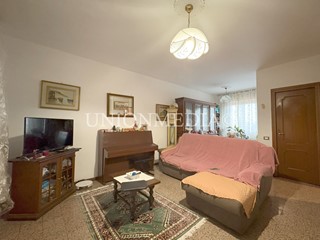 Casa Indipendente in Vendita a Santo Stefano di Magra, 250'000€, 150 m²