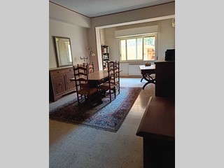 Quadrilocale in Vendita a Reggio Calabria, 125'000€, 130 m², con Box