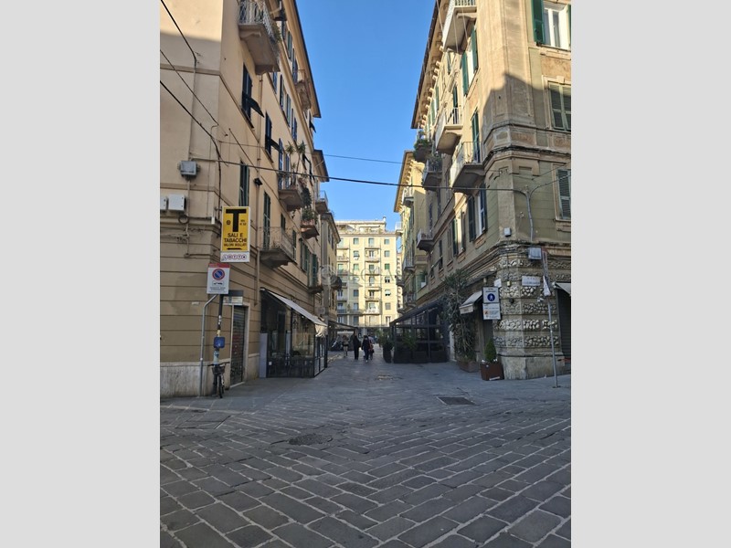Attività commerciale in Vendita a La Spezia, zona Centro cittÃ, 48'000€, 55 m², arredato