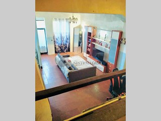 Trilocale in Vendita a Calice al Cornoviglio, 33'000€, 50 m²