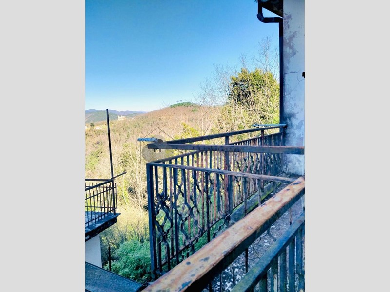 Rustico in Vendita a Borghetto di Vara, zona L'ago, 35'000€, 75 m²