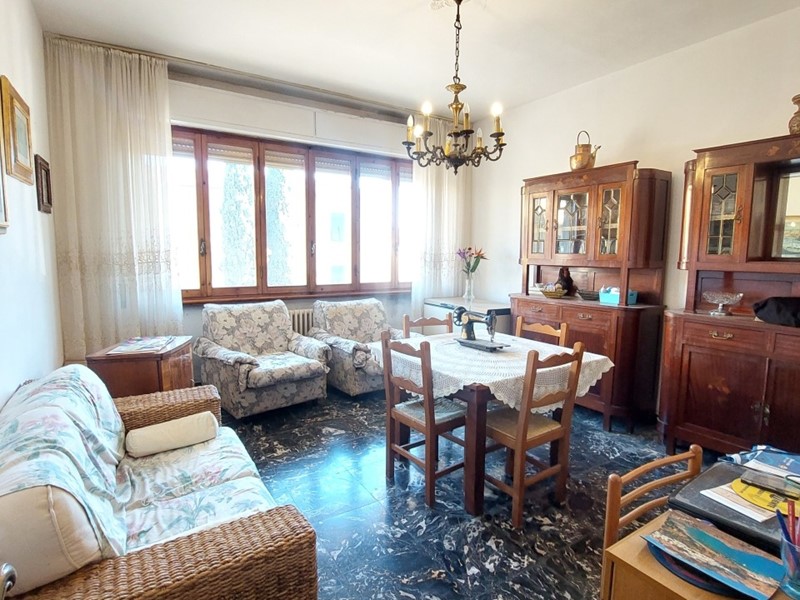 Quadrilocale in Vendita a Pontassieve, zona Pontassieve, 210'000€, 110 m²