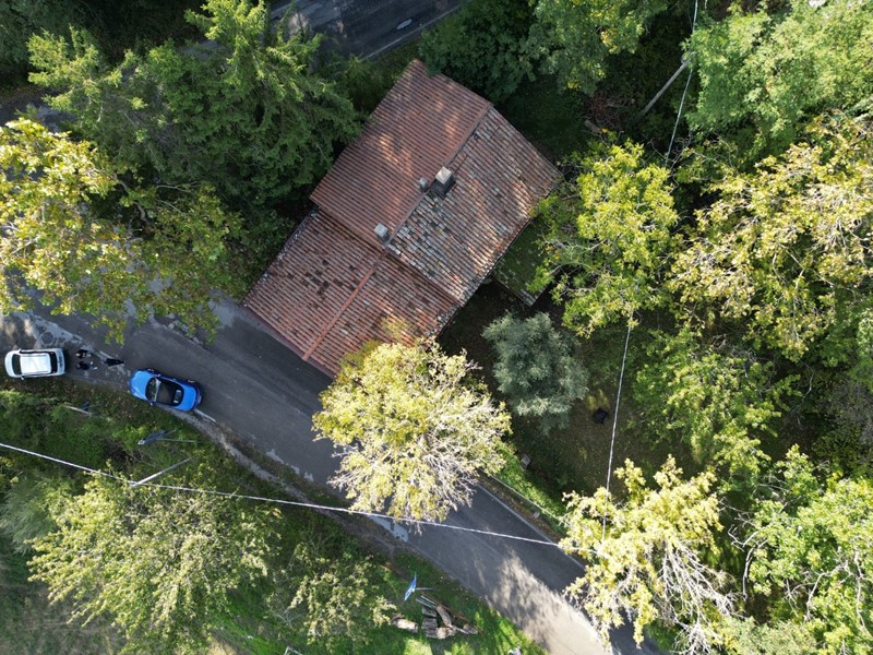 Casa Indipendente in Vendita a Montescudo Monte Colombo, 150'000€, 260 m²