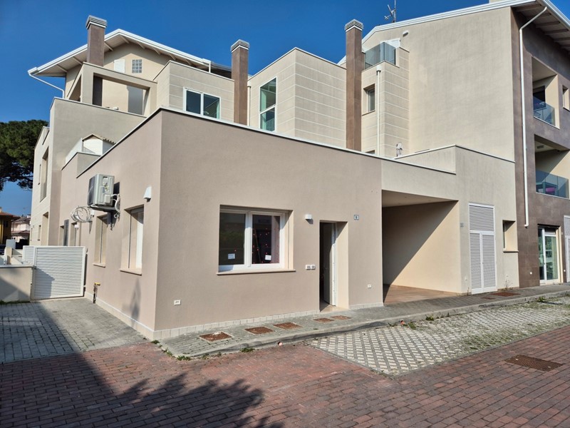 Trilocale in Vendita a Misano Adriatico, 250'000€, 79 m²