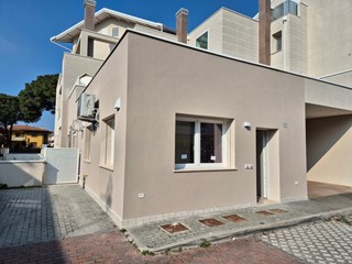 Trilocale in Vendita a Misano Adriatico, 250'000€, 79 m²