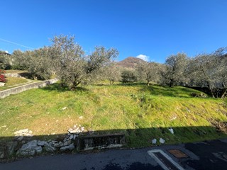 Terreno edificabile in Vendita a Marone, 185'000€, 1000 m²