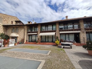 Quadrilocale in Vendita a Passirano, zona Camignone, 285'000€, 170 m², con Box