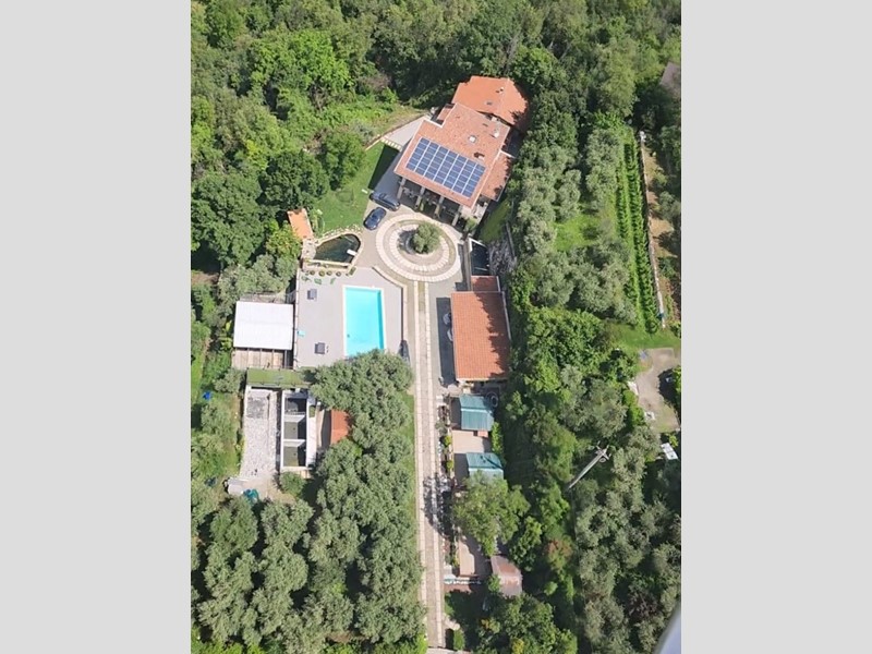 Casa Indipendente in Vendita a Monticelli Brusati, 1'250'000€, 630 m²