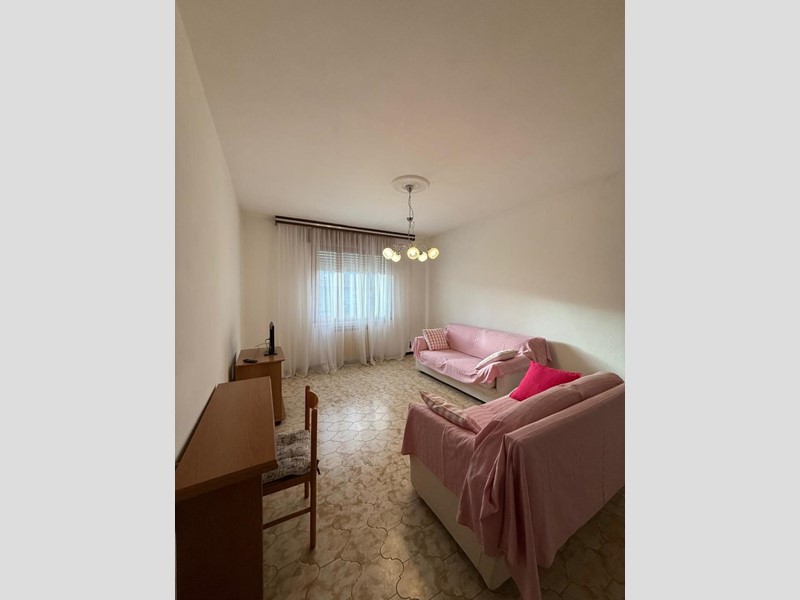 Appartamento in Affitto a Villafranca in Lunigiana, 550€, 94 m², arredato