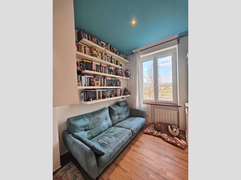 Appartamento in Vendita a Aulla, 90'000€, 71 m²