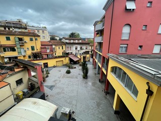 Quadrilocale in Vendita a Sarzana, zona Sarzana centro, 145'000€, 75 m²