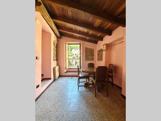 Casa Semi Indipendente in Vendita a Tresana, 125'000€, 80 m²