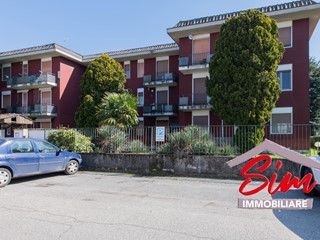 Bilocale in Vendita a Borgolavezzaro, 48'000€, 68 m², con Box