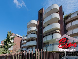 Attico in Vendita a Novara, zona San Francesco, 345'000€, 200 m², con Box