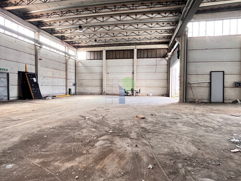 Immobile commerciale in Vendita a Livorno, zona Picchianti, 740'000&euro;, 1750 m²