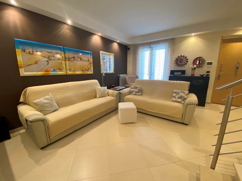Quadrilocale in Vendita a Casamassima, 345'000€, 160 m²