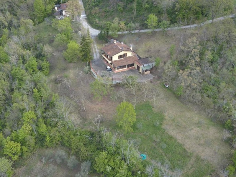 Casa Indipendente in Vendita a Borghi, 320'000€, 