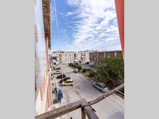 Trilocale in Vendita a Siracusa, zona Tunisi Grottasanta, 65'000&euro;, 136 m²