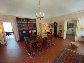 Ufficio in Affitto a Siracusa, zona ORTIGIA - UMBERTO, 900€, 100 m², arredato