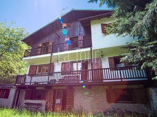 Quadrilocale in Vendita a Torgnon, 235'000&euro;, 97 m²