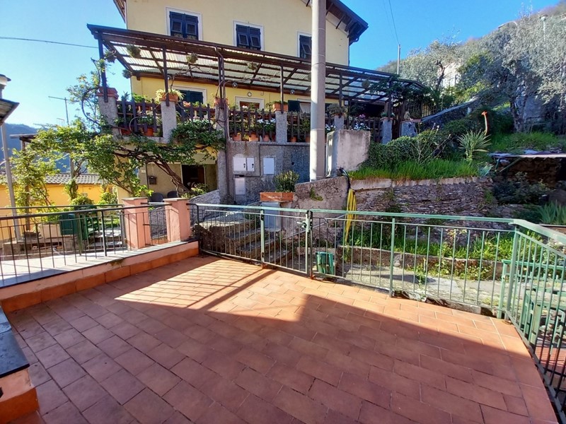 Quadrilocale in Vendita a Avegno, 55'000€, 40 m²