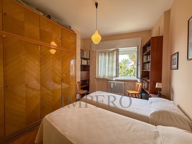 Appartamento in Vendita a Bordighera, 380'000€, 101 m²