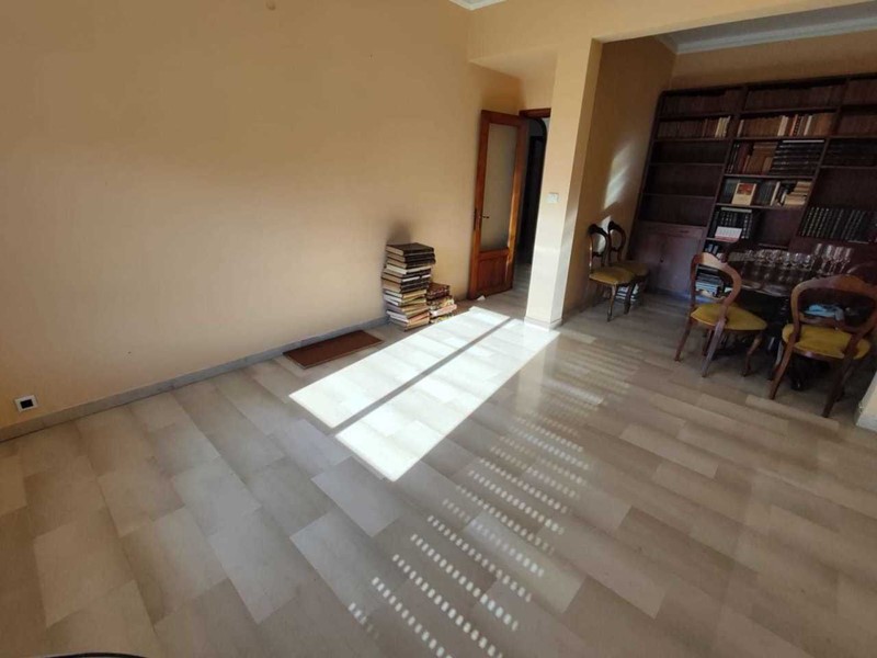 Appartamento in Vendita a Rapallo, zona Zona Golf, 178'000€, 83 m²