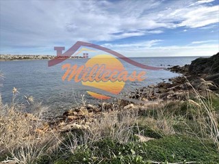 Villa in Vendita a Siracusa, zona Plemmirio, 285'000&euro;, 185 m²