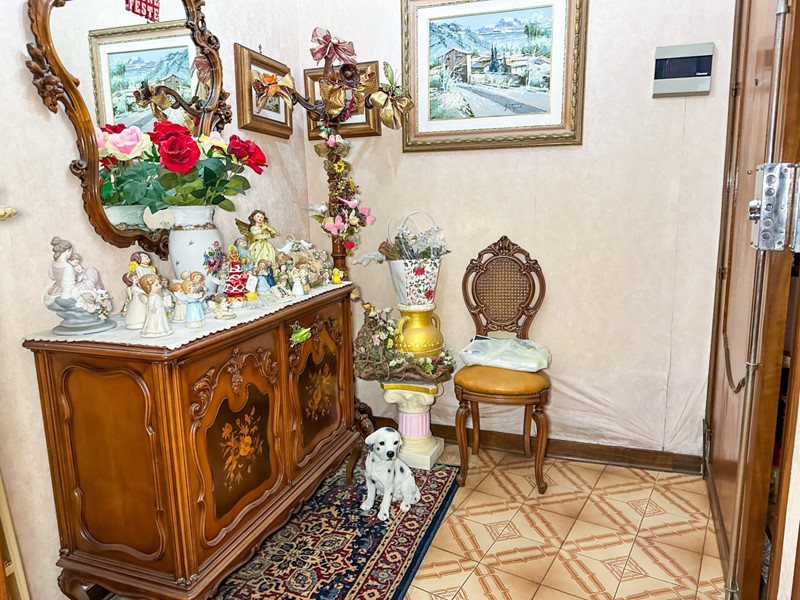 Quadrilocale in Vendita a Aci Catena, zona Santa Lucia, 69'000€, 95 m²