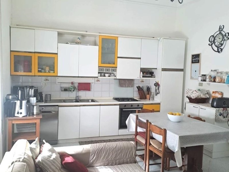 Appartamento in Vendita a Viareggio, 385'000€, 100 m², arredato