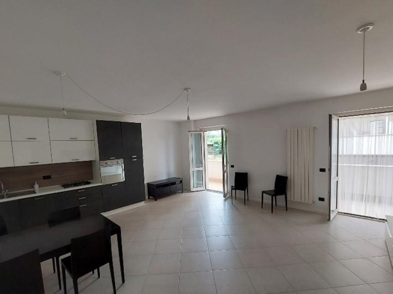 Trilocale in Vendita a Massa, zona Turano, 268'000&euro;, 85 m², arredato