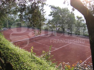 Villa in Affitto a Verona, 4'000€, 450 m²