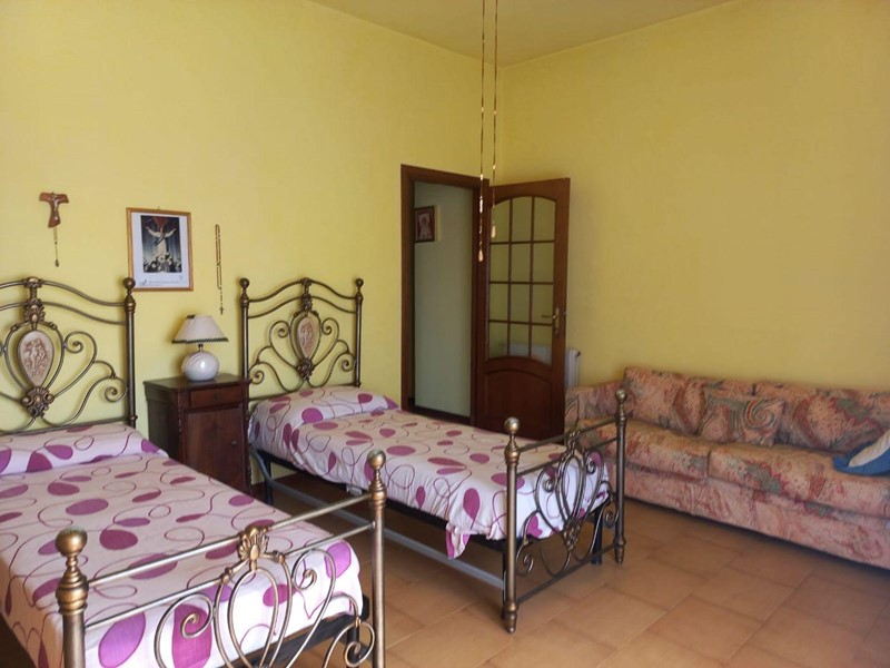 Villa in Vendita a Domusnovas, 235'000€, 300 m²
