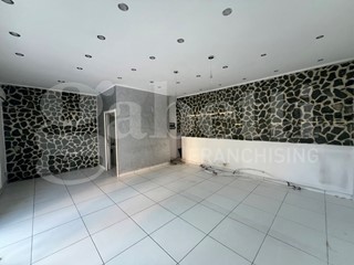 Negozio in Affitto a Isernia, 400&euro;, 38 m²