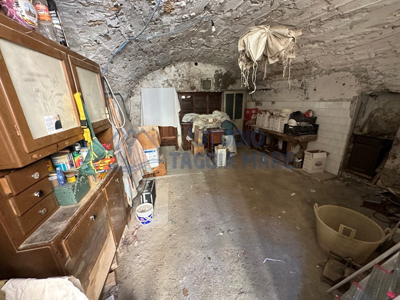 Capannone in Vendita a Terzorio, 18'000€, 30 m²