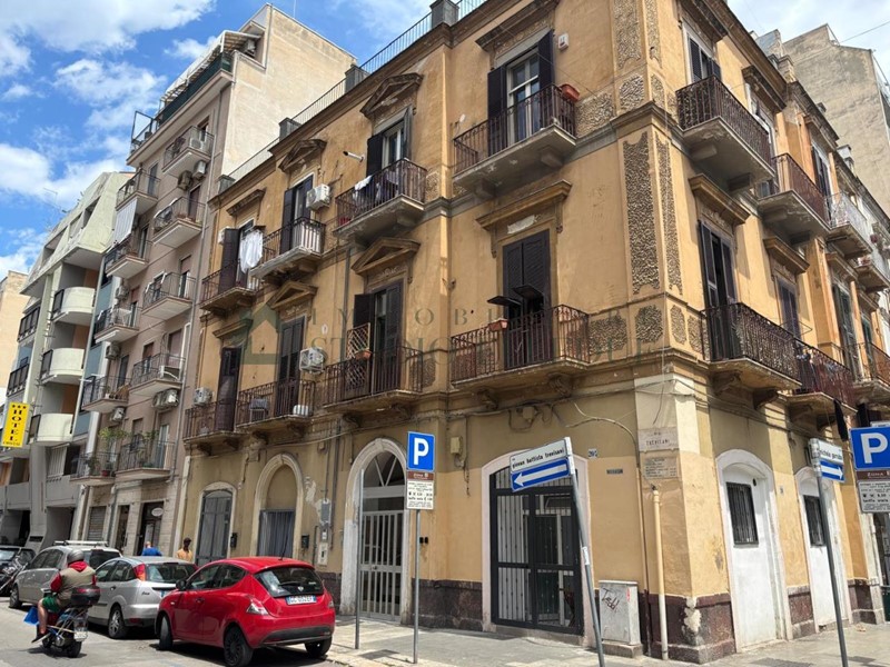 Bilocale in Vendita a Bari, 135'000€, 72 m²